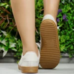 Tênis Moleca Feminino Retrô Casual Camurça Vintage 5817.102 - Imagem 4