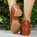 Scarpin Usaflex Couro Salto Bloco Médio Fivela UD15002 - Imagem 4